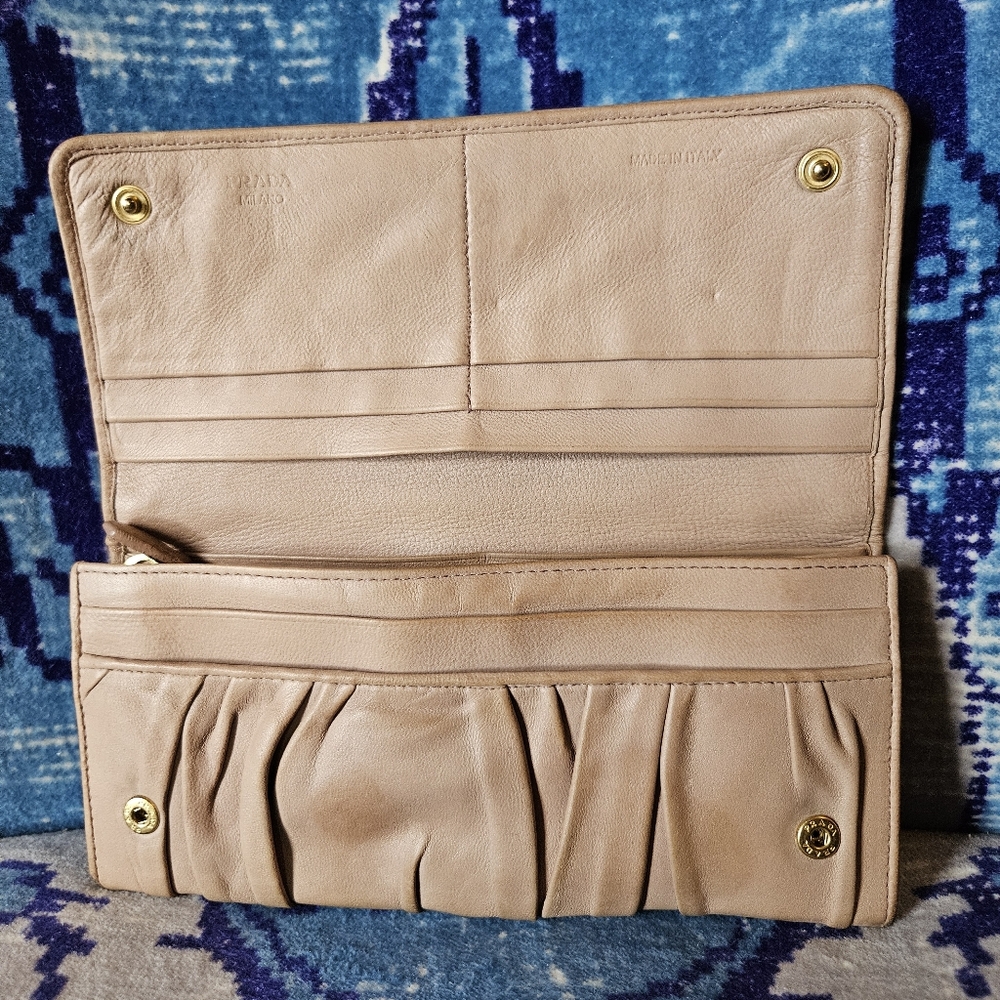 Prada Double Snap Nappa Gauffre'a Wallet Cipria Light Pink Luxury Neutral Italy - Picture 8 of 16